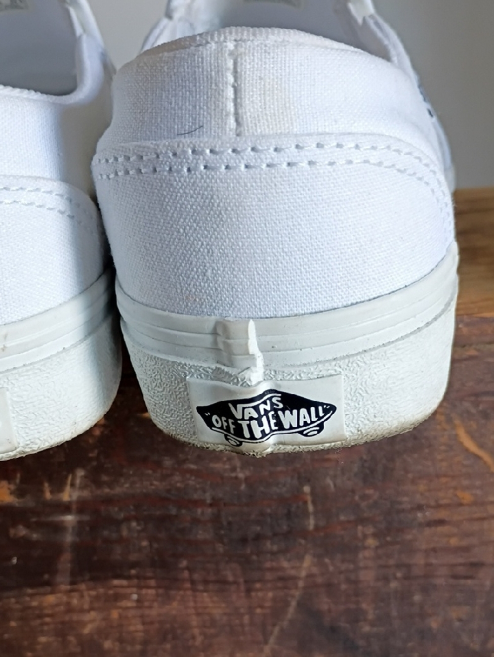 Vans Asher White canvas slip-on sneakers - Picture 8 of 9